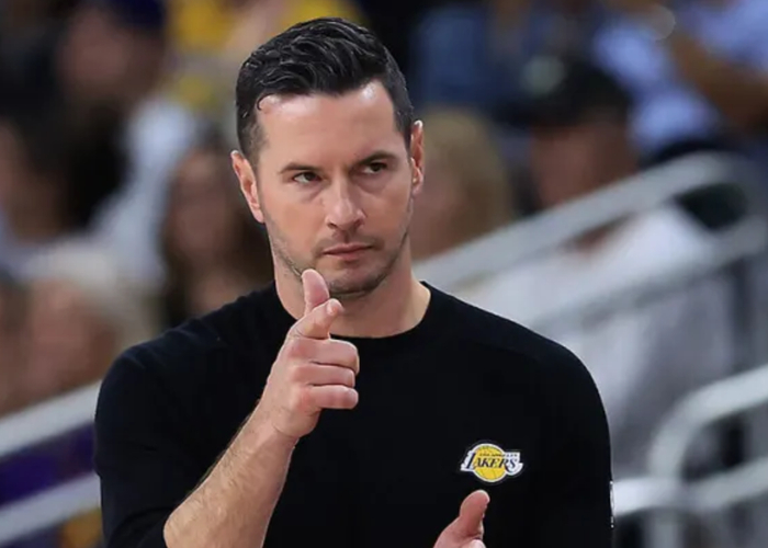 开云官网-湖人防守没救了！资源不够，雷迪克无体系支撑，对手疯狂点东契奇|马库斯-斯玛特|八村塁|夏洛特黄蜂队|洛杉矶湖人队|JJ-雷迪克_新浪体育_新浪新闻